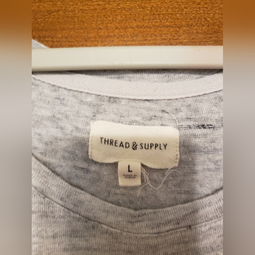 Distressed tank - Picture 2 of 5